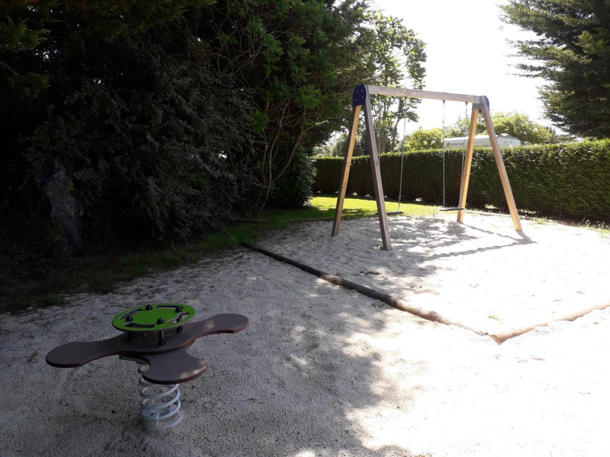 Camping Le Picard Tournieres Exteriör bild